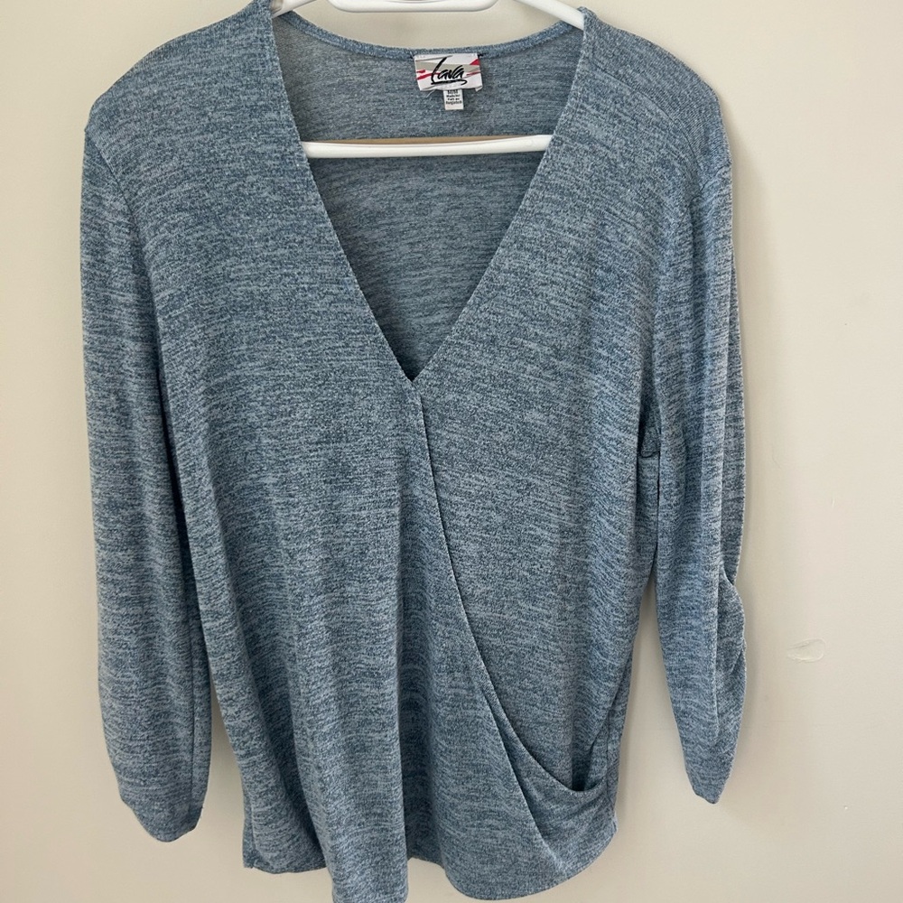 Gray V-Neck Top 3/4 Sleeve